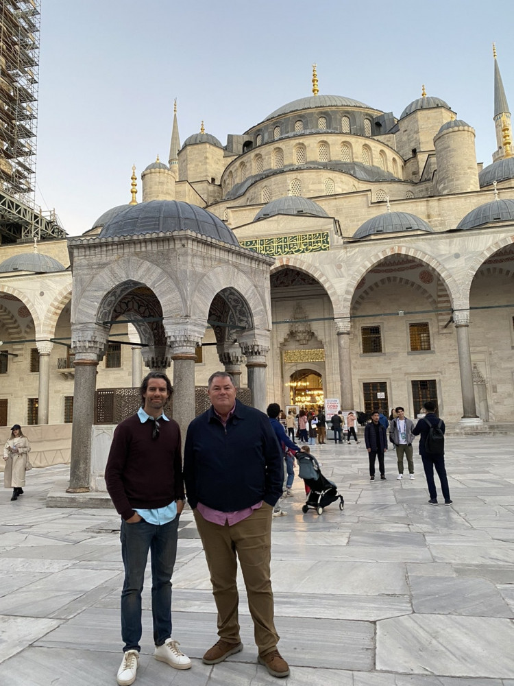 Tamirat Tadilat’ın yıldızları Mike ve Elvis İstanbul’da