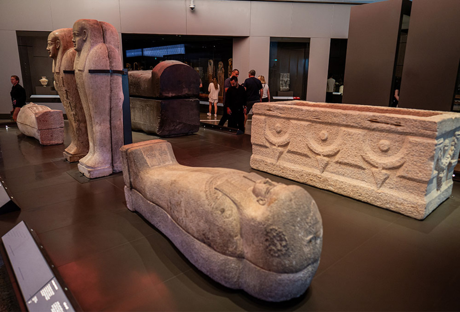 gm-3.jpg Tutankamon’un ilk kez sergilenmeye başlanan hazineleri