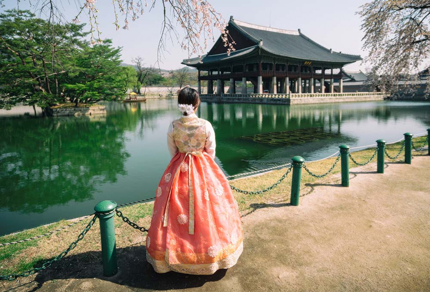 Kore'nin geleneksel kıyafeti Hanbok nedir?