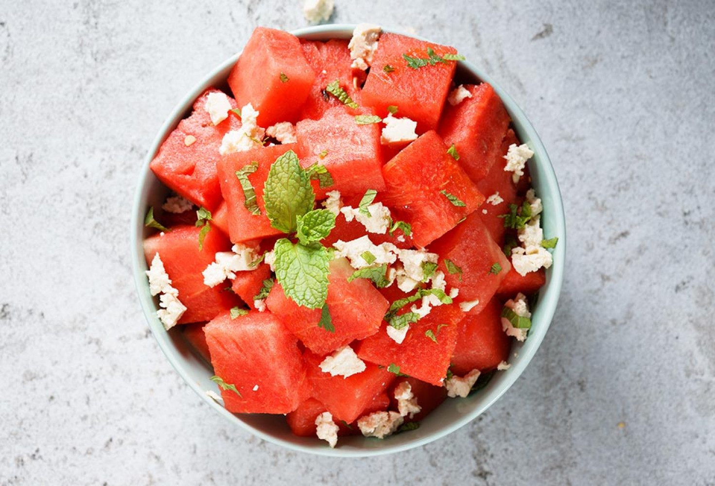 Hafif yazlık salata tarifleri