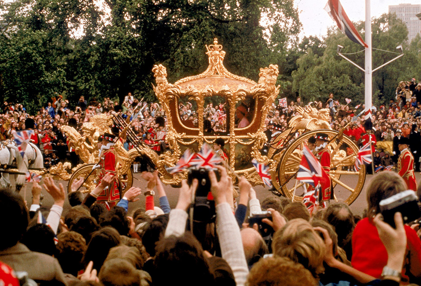Kraliçe Elizabeth’in son yolcuğu: Törene dair tüm detaylar