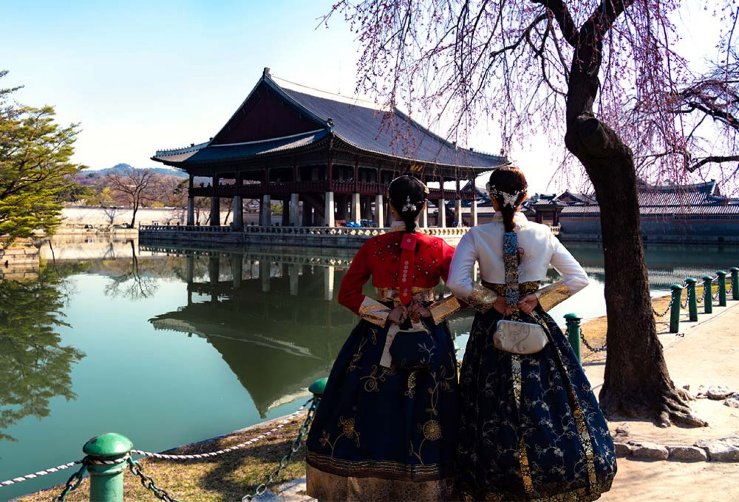 Kore'nin geleneksel kıyafeti Hanbok nedir?