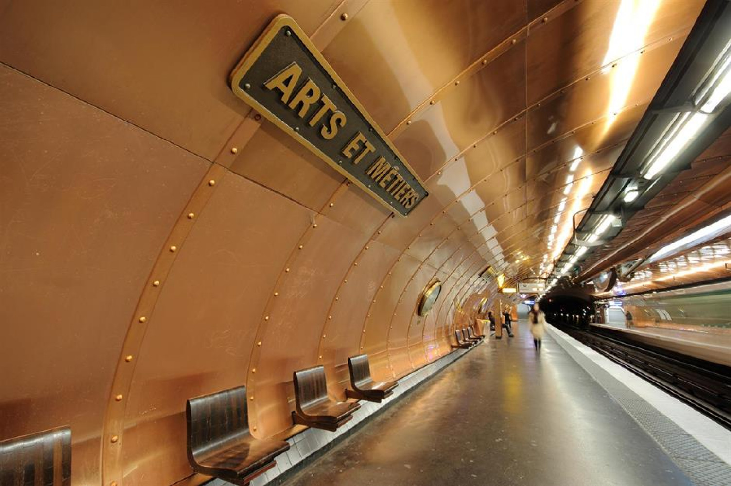 Dünyanın en güzel metro istasyonları